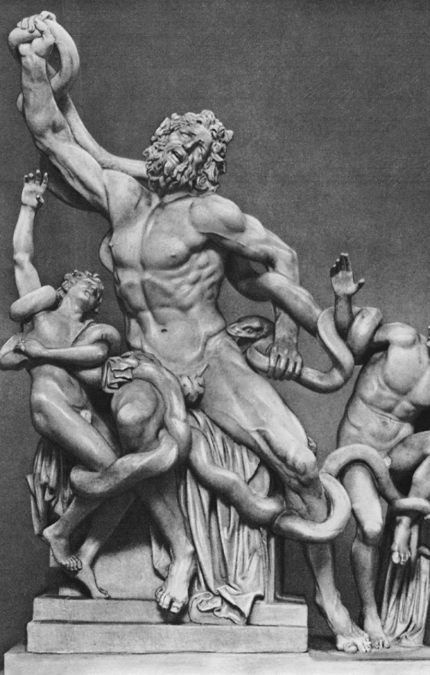 1- Le Laocoon, tel que restauré au XVIe siècle : avec le bras tendu (nous sommes alors en pleine époque maniériste).