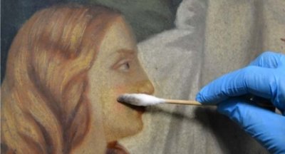 Crédit photo : Restauration des 14 toiles du chemin de croix de l'Eglise Notre-Dame-des-Marins (Joseph Lemoine) © Kiriaki Tsesmeloglou - L'Atelier K, 2015.